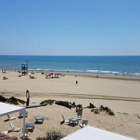 Seabeach Giuly Lejlighed